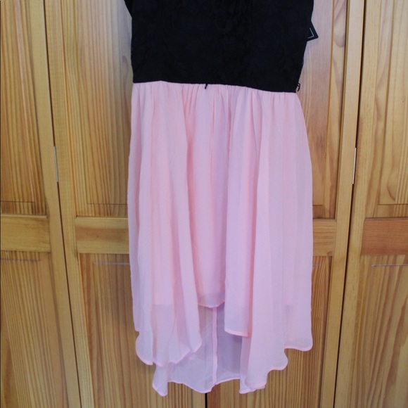 Spaghetti strap hi-low dress - Picture 2 of 4